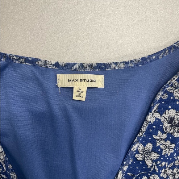 Max Studio mid dress with ruffles on the bottom - Picture 4 of 7